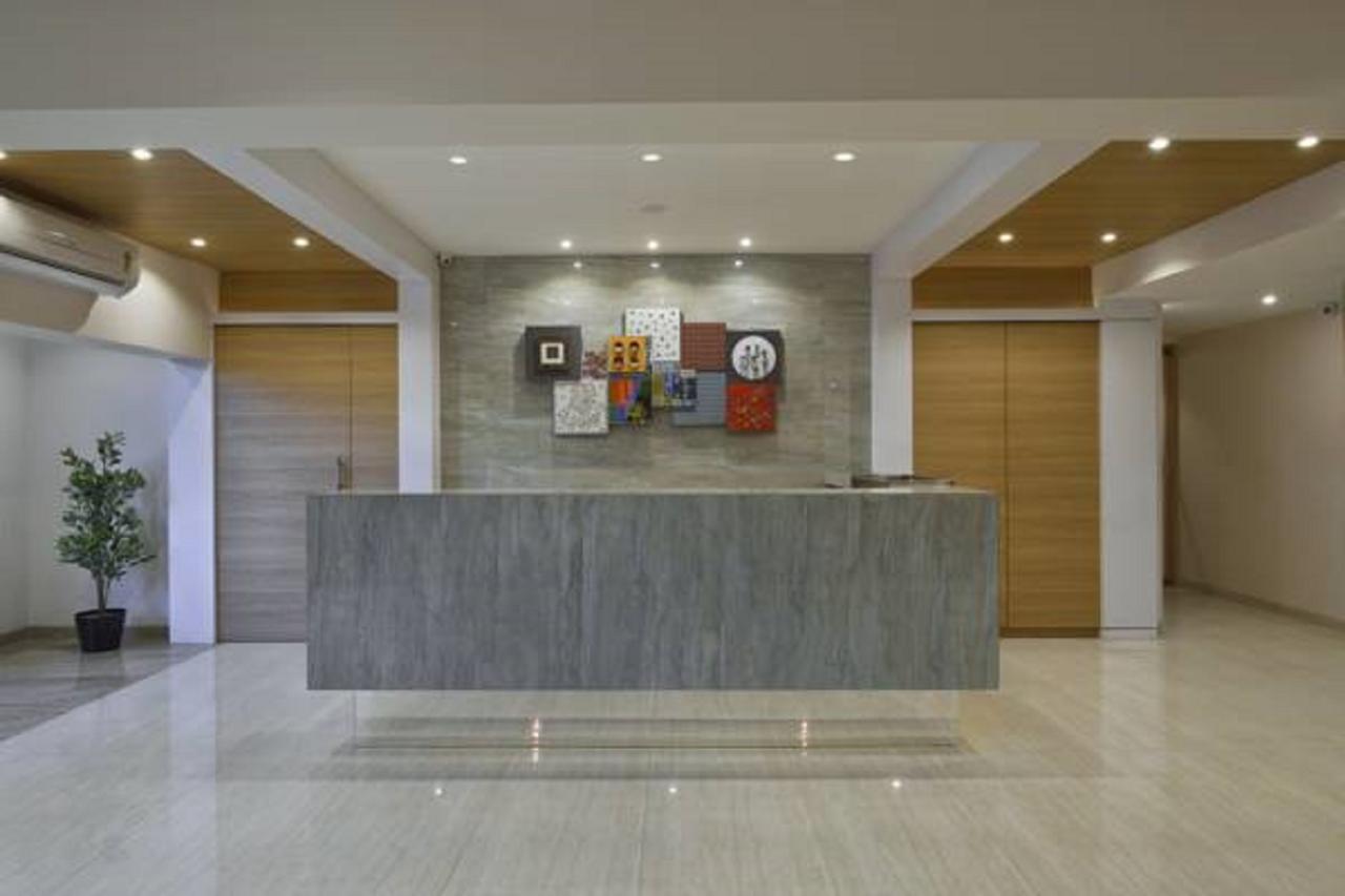 The Eastern Hotel Ankleshwar Buitenkant foto